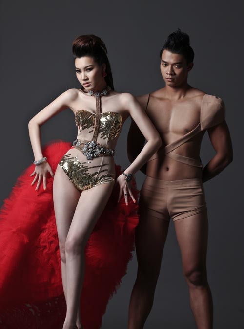 Si&ecirc;u mẫu Việt Nam